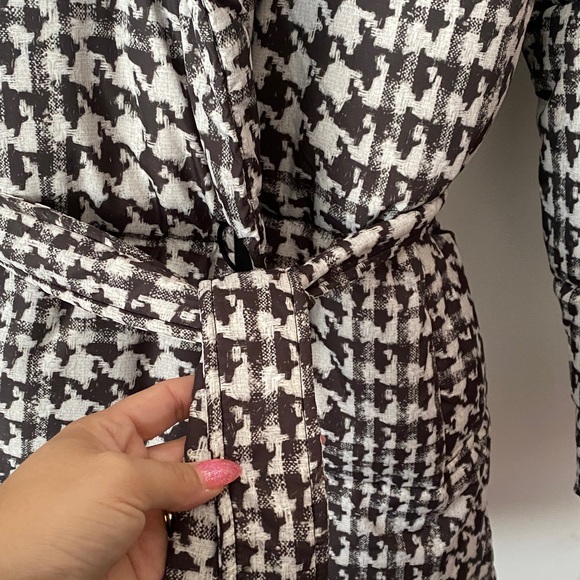 BADGLEY MISCHKA Black and White Houndstooth Puffer Coat NWT! - Picture 9 of 10